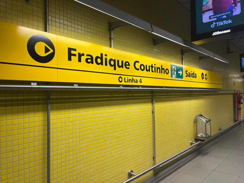 placa-fradique-coutinho