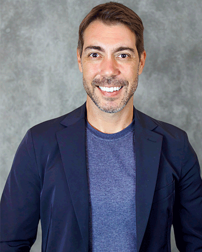 Lucas Freire, autor do livro Exaustos