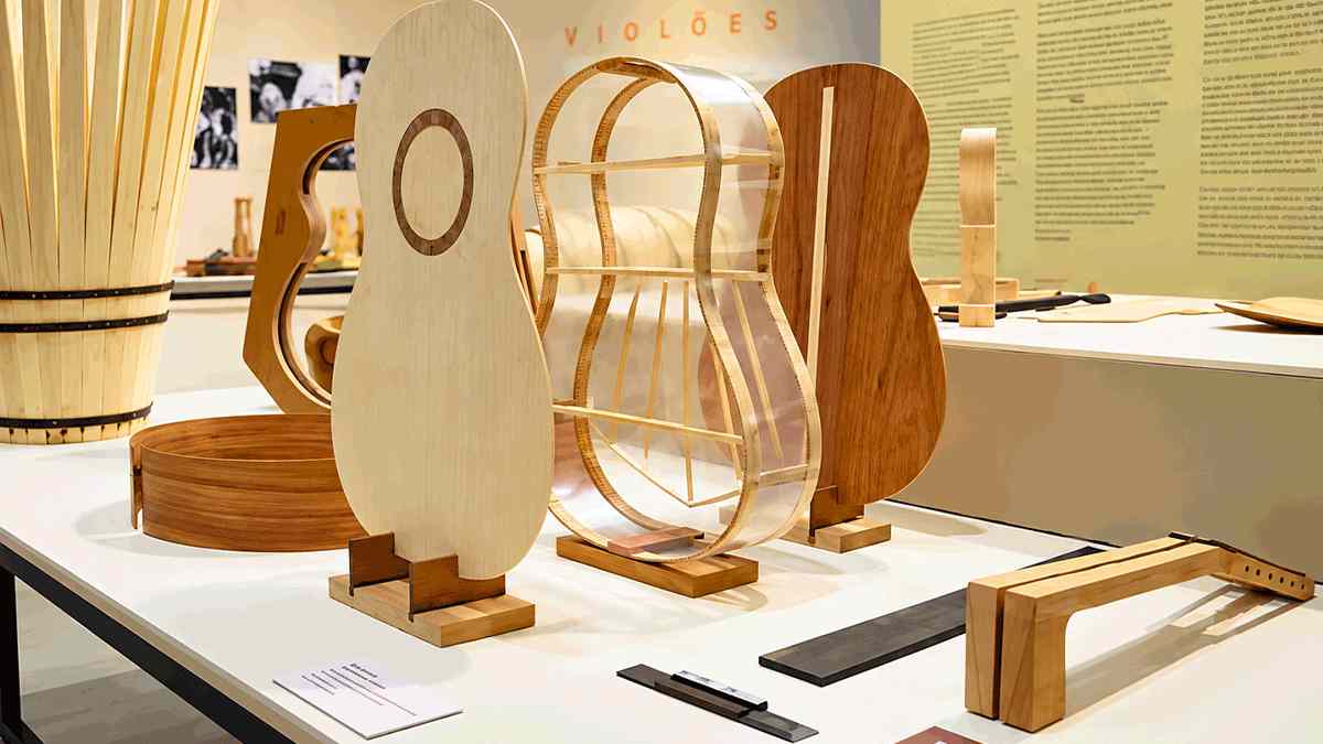 Exposição Música Artesanal no Museu A CASA do Objeto Brasileiro